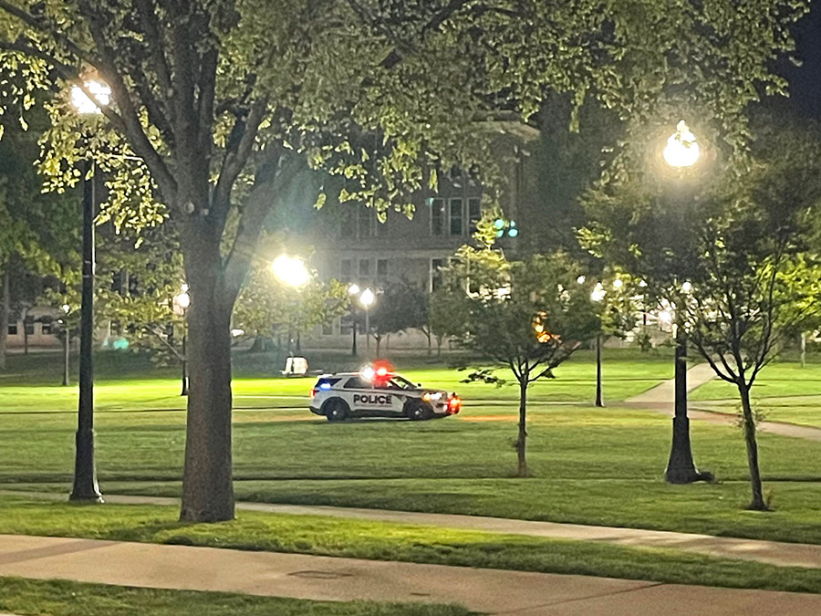 Police car, South Oval